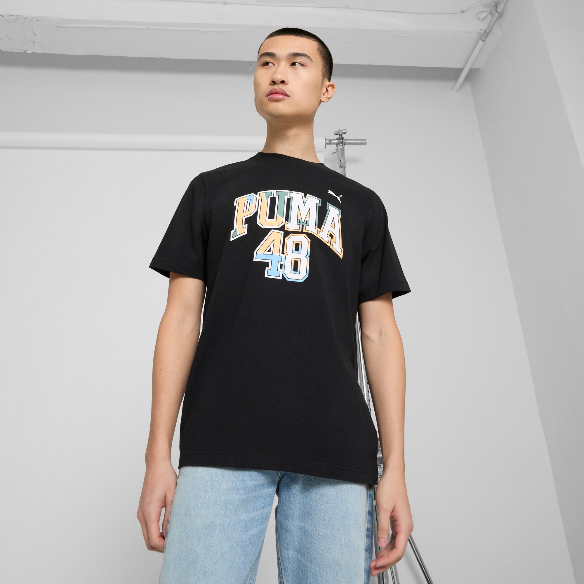 PUMA GRAPHICS Varsity Men's T-Shirt in Black, Size S