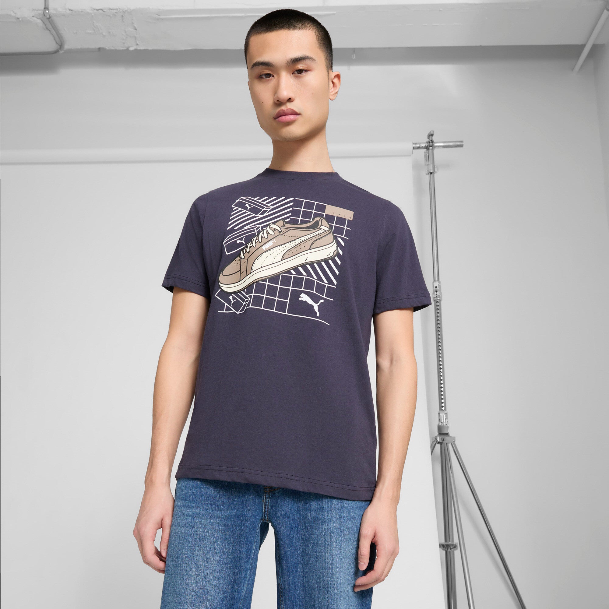 PUMA GRAPHICS Sneakers Men's T-Shirt in Blue, Size S